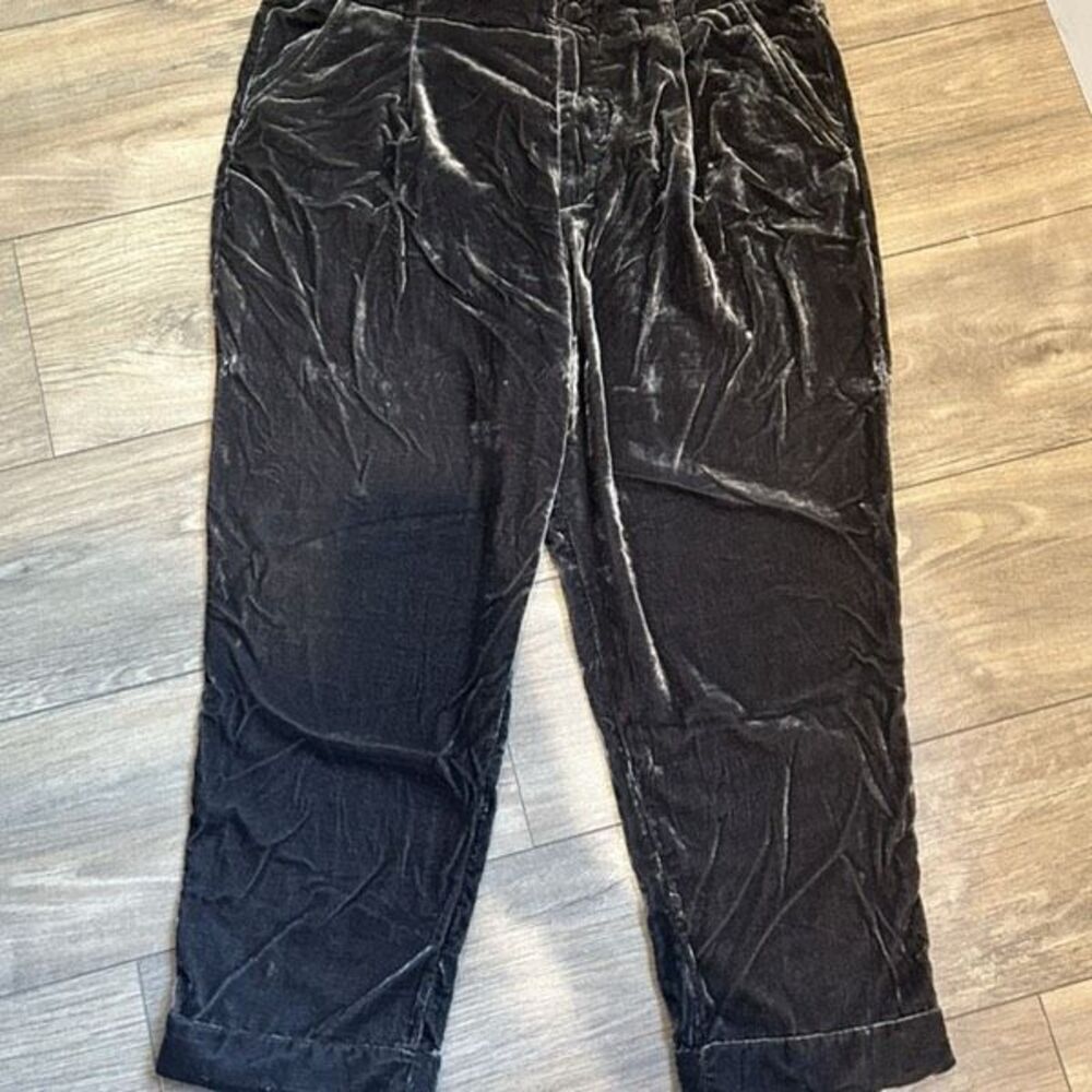 ANTHROPOLOGIE by ETT:TWA Velvet Cropped Pants